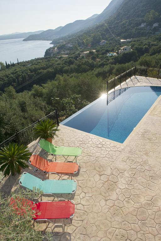 Villa Daniella Studio With Private Pool Nisaki  Ruang foto