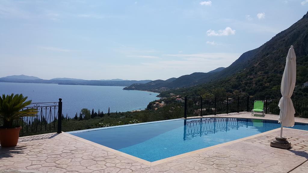 Villa Daniella Studio With Private Pool Nisaki  Ruang foto